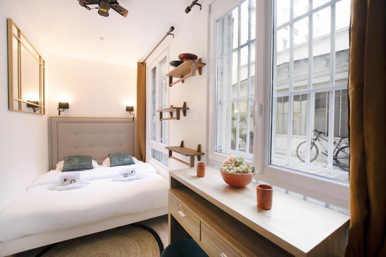 Guestready - Studio With Jacuzzi In The 10 Th Apartamento París Exterior foto
